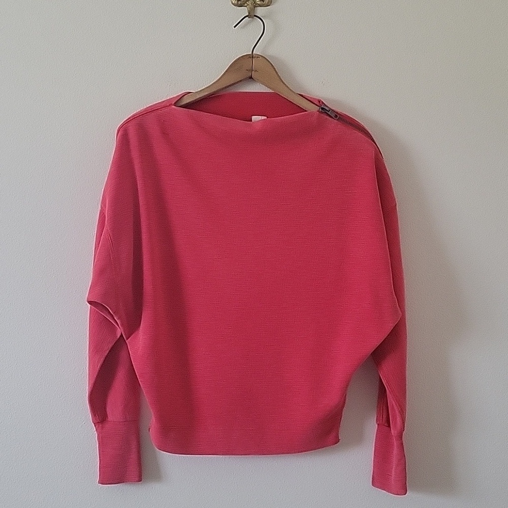 We the‎ Free Nikala Red Ribbed Knit Top Shoulder Zip Dolman Sleeves Size Medium